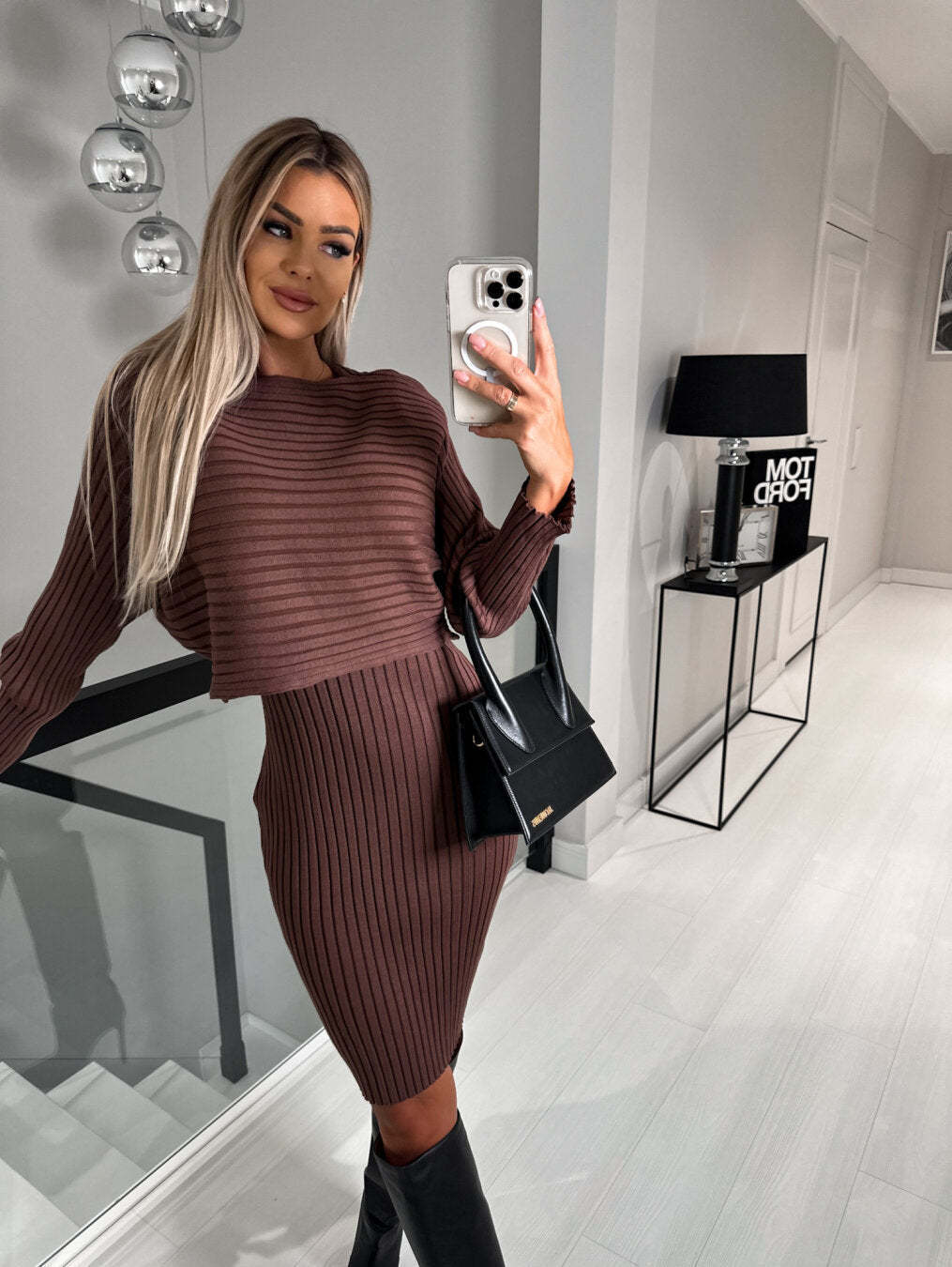 Women's Knitted Dress - Ribbed Texture - Fitted Model - Long Sleeves - Mini Length - Image 5