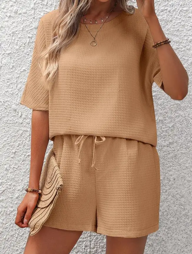 Women's Set – Loungewear Top and Shorts – Relaxed Fit – Textured Fabric – Comfortable - Image 2