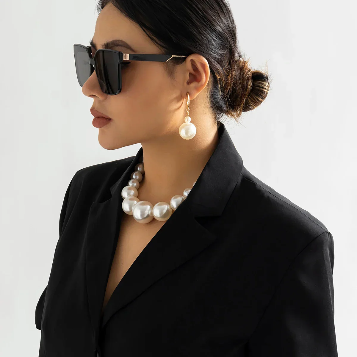 Amelia Choker Necklace And Drop Earrings Jewelry Set | Pearl Bead Jewelry Set - Image 5