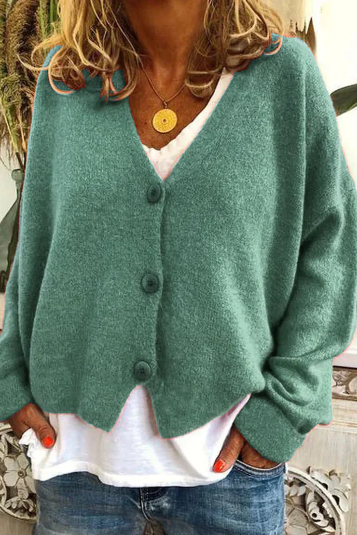 Women's Cardigan - Relaxed Fit - V-Neck - Buttons - Comfortable Casual Layering Item - Image 3