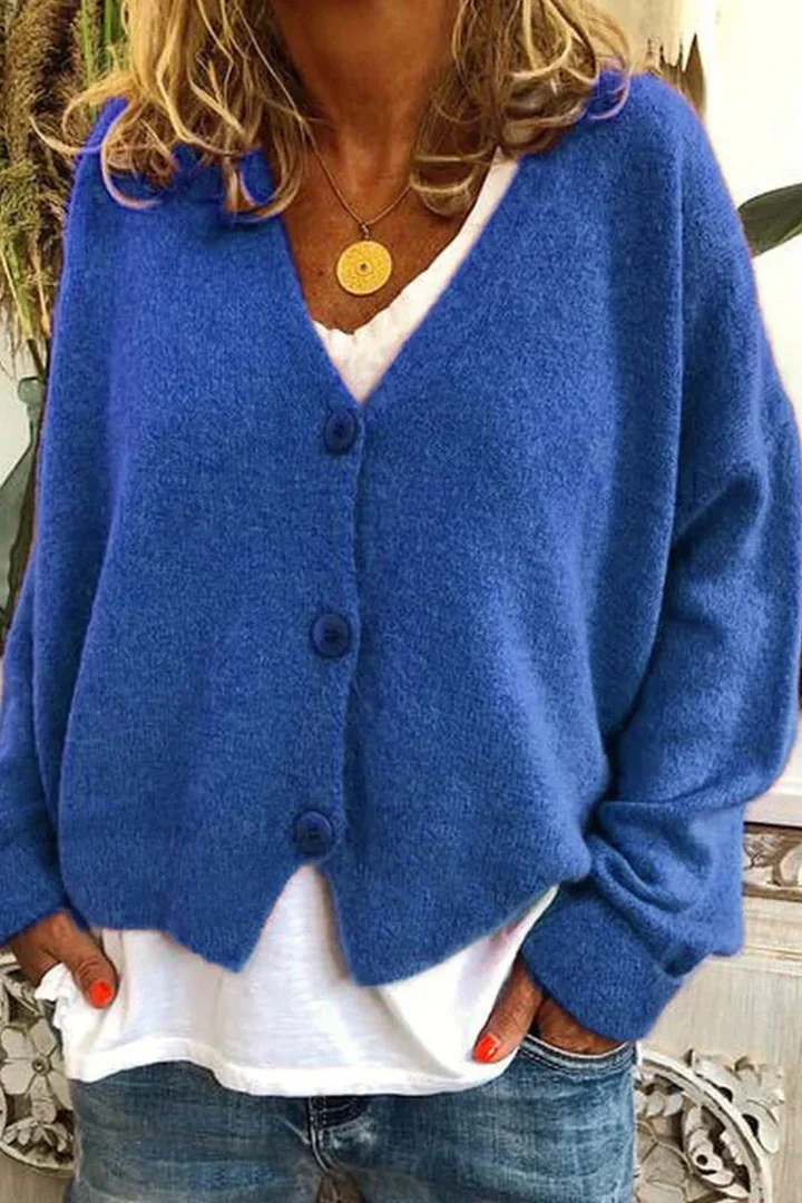 Women's Cardigan - Relaxed Fit - V-Neck - Buttons - Comfortable Casual Layering Item - Image 5