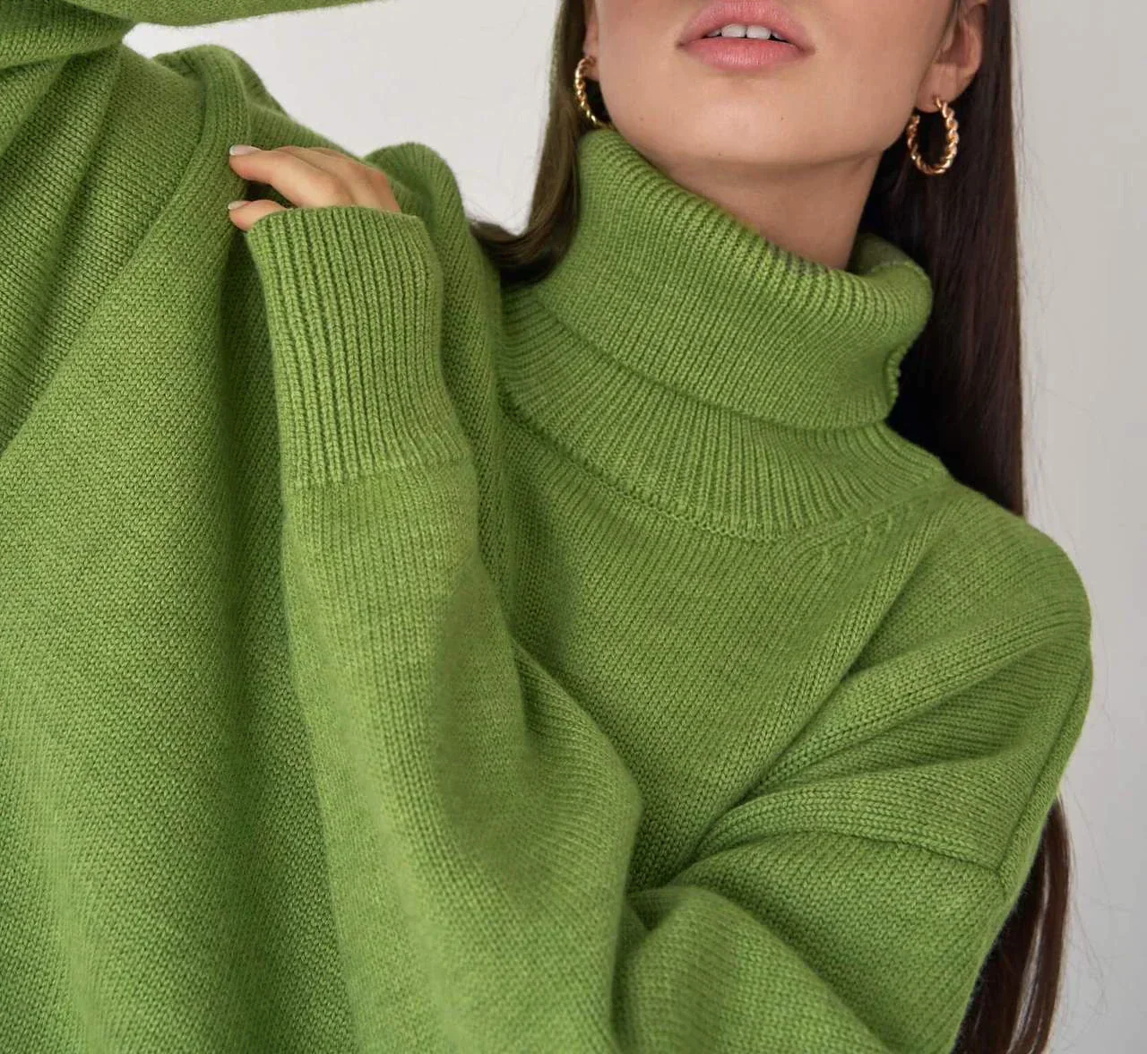 Women's Turtleneck Sweater – Oversized Fit – Knitted – Long Sleeves – Ribbed Trim Casual - Image 6