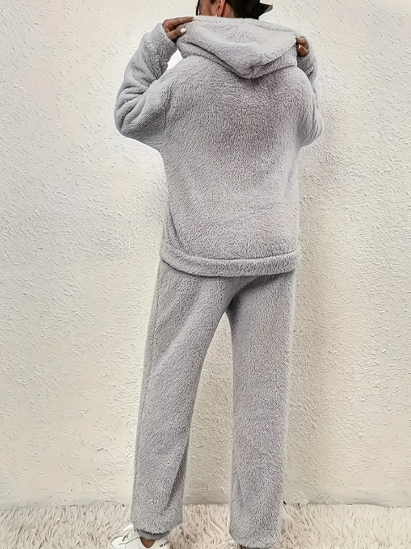 Ladies Loungewear Set – Fluffy Fleece – Relaxed Fit – Hoodie & Jogging Pants – Comfort Warmth - Image 4