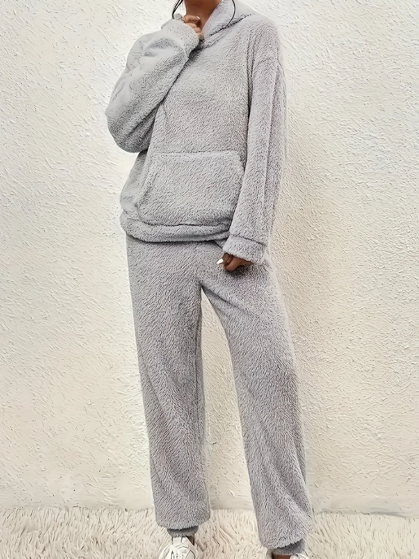 Ladies Loungewear Set – Fluffy Fleece – Relaxed Fit – Hoodie & Jogging Pants – Comfort Warmth - Image 5