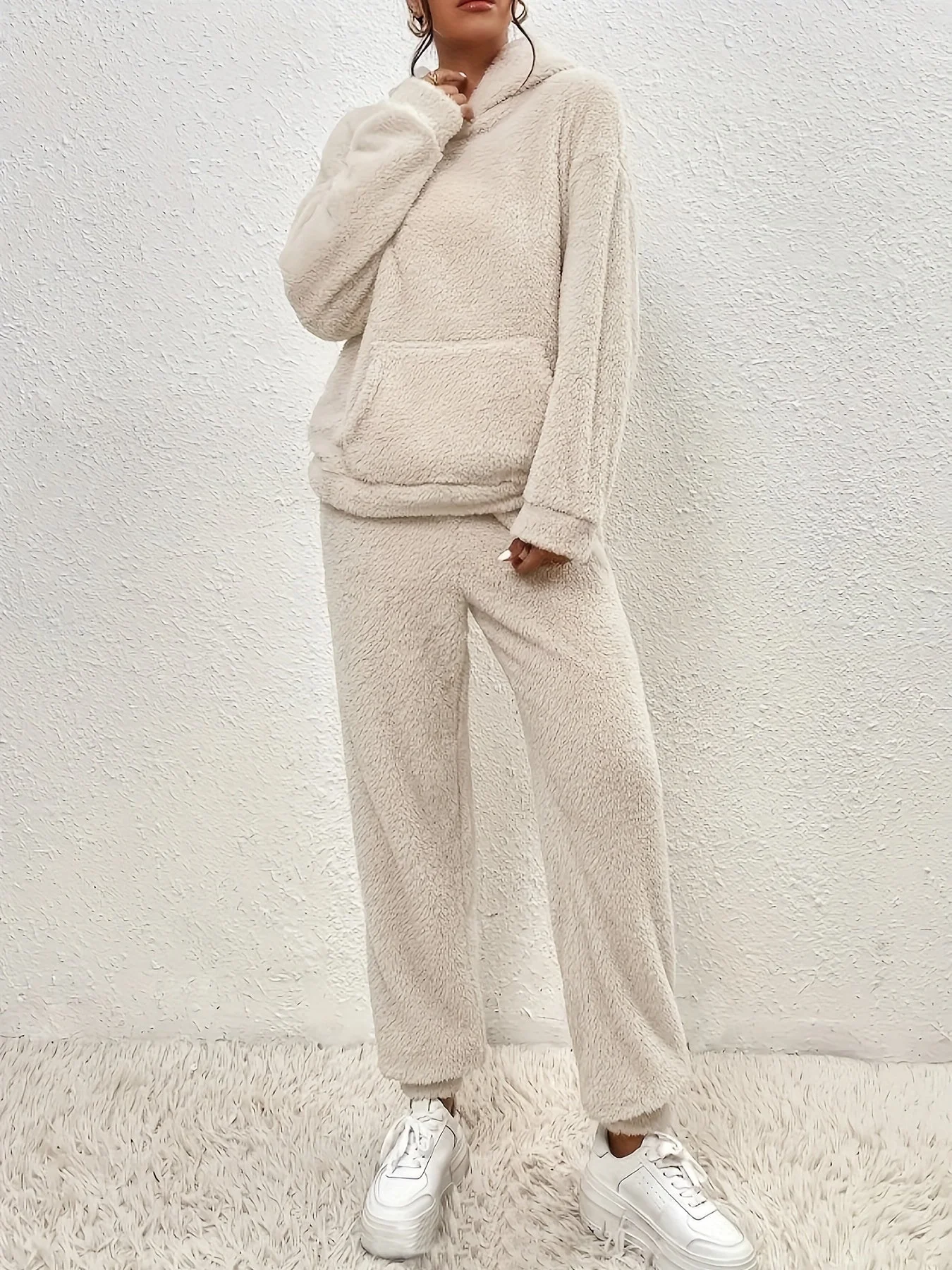 Ladies Loungewear Set – Fluffy Fleece – Relaxed Fit – Hoodie & Jogging Pants – Comfort Warmth - Image 6