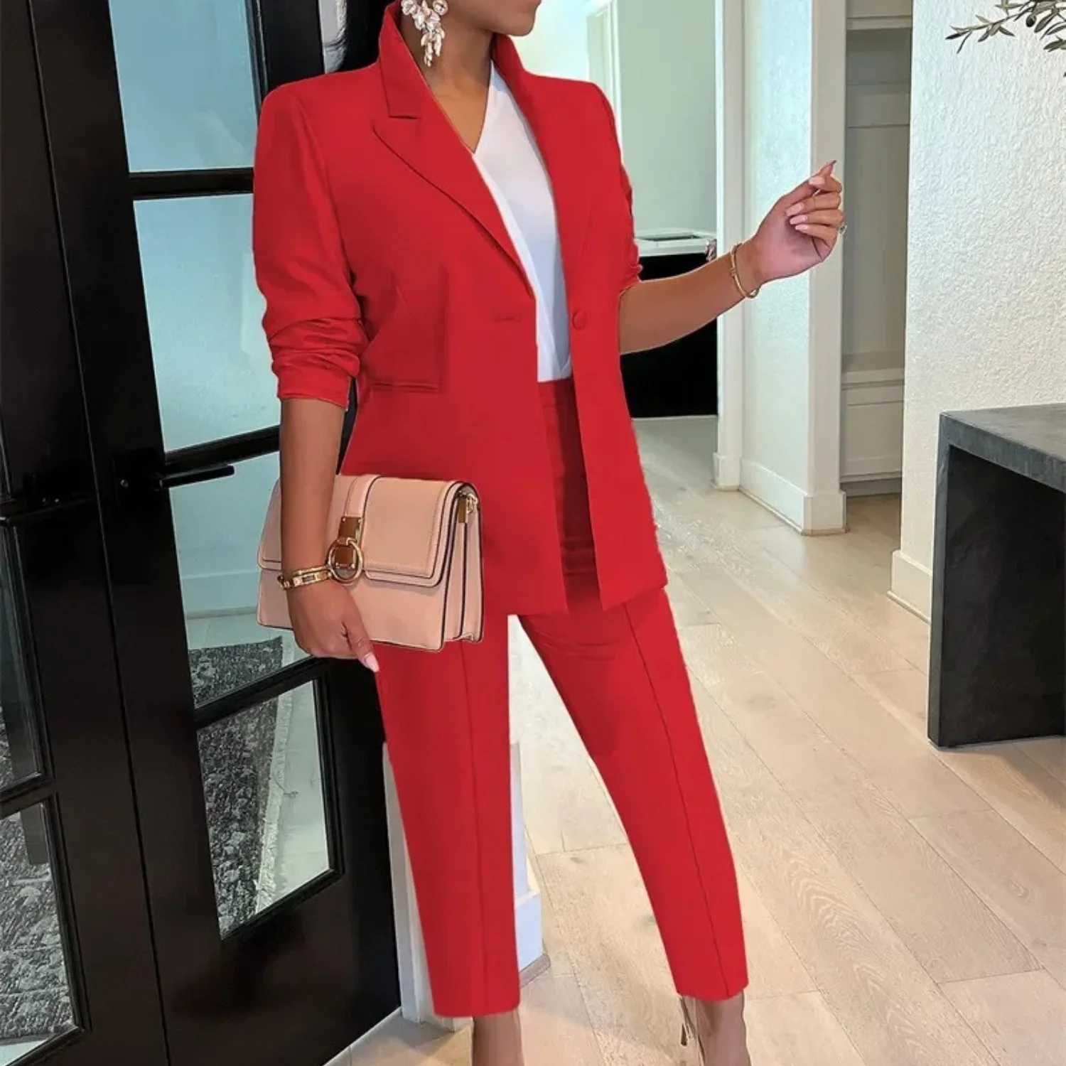 Women's Suit Set – Tailored Blazer with Slim Fit Pants – High Waist – Ankle-Free Model - Image 3