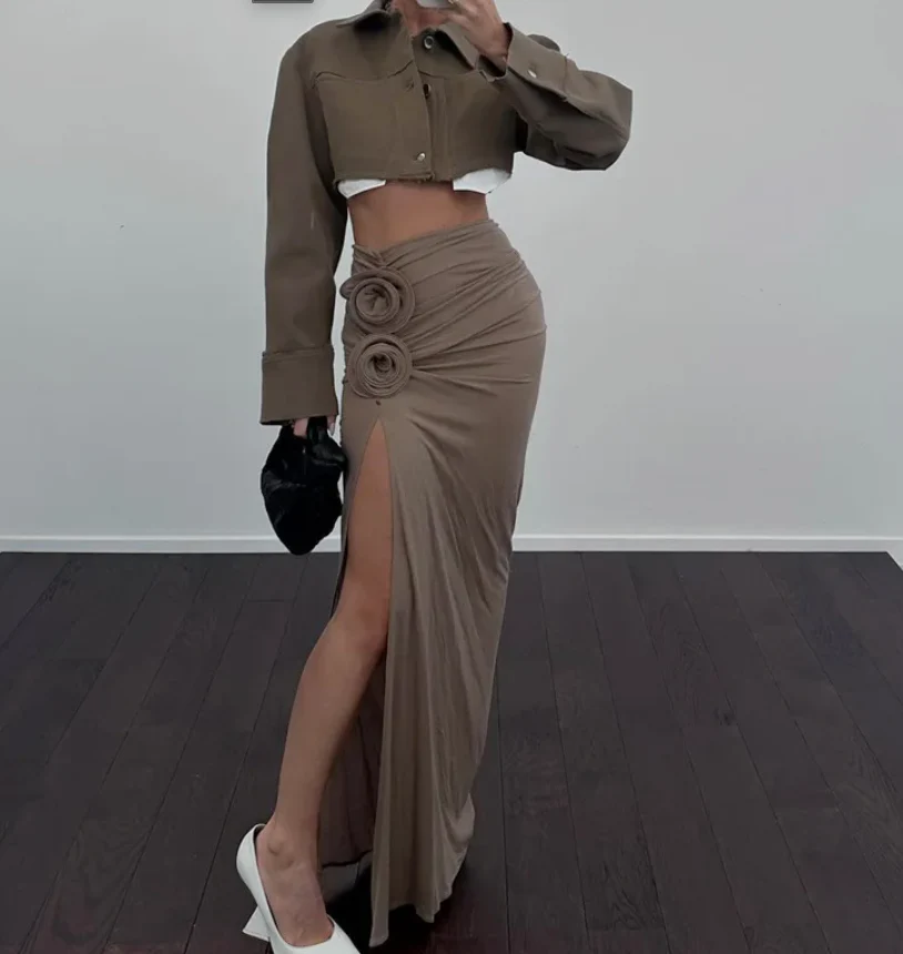Ladies Maxi Skirt – High Waist – Elegant Fit – High Slit – Rosette Details - Image 3