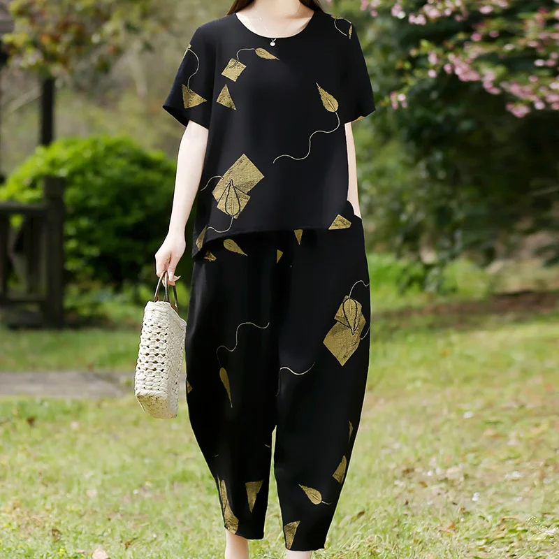 Women's Two-Piece Suit - Airy Crinkle Fabric - Wide Pants - Comfortable Fit - Image 3