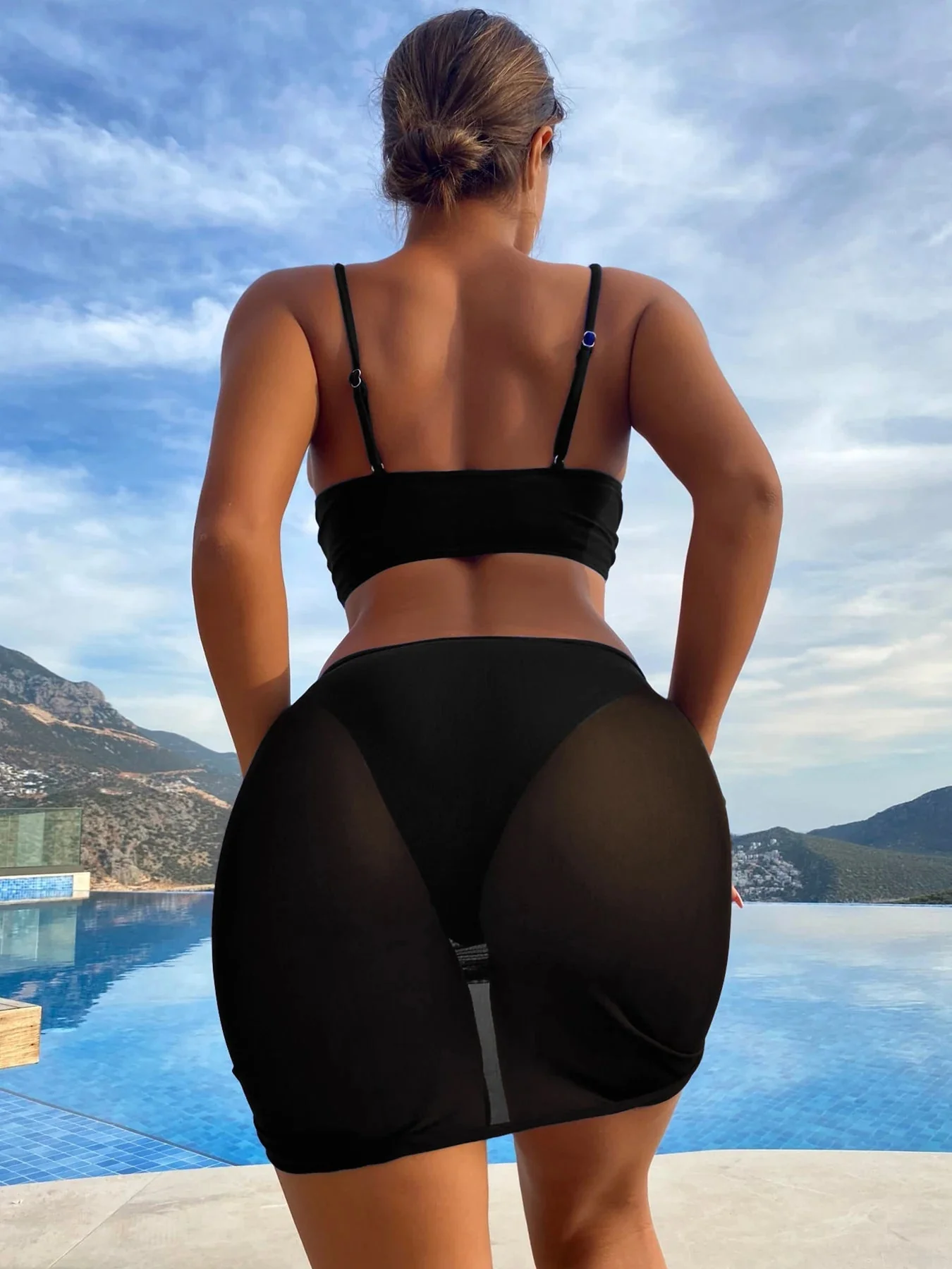 Mirelda | Chic 3-Piece Bikini Set - Image 3