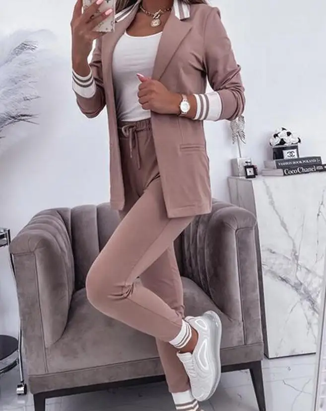 Ladies Suit – Blazer with Lapel and Jogging Pants – Comfort Fit – Stretch – Casual Chic - Image 2