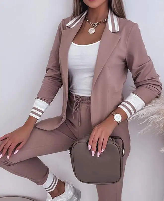 Ladies Suit – Blazer with Lapel and Jogging Pants – Comfort Fit – Stretch – Casual Chic - Image 4