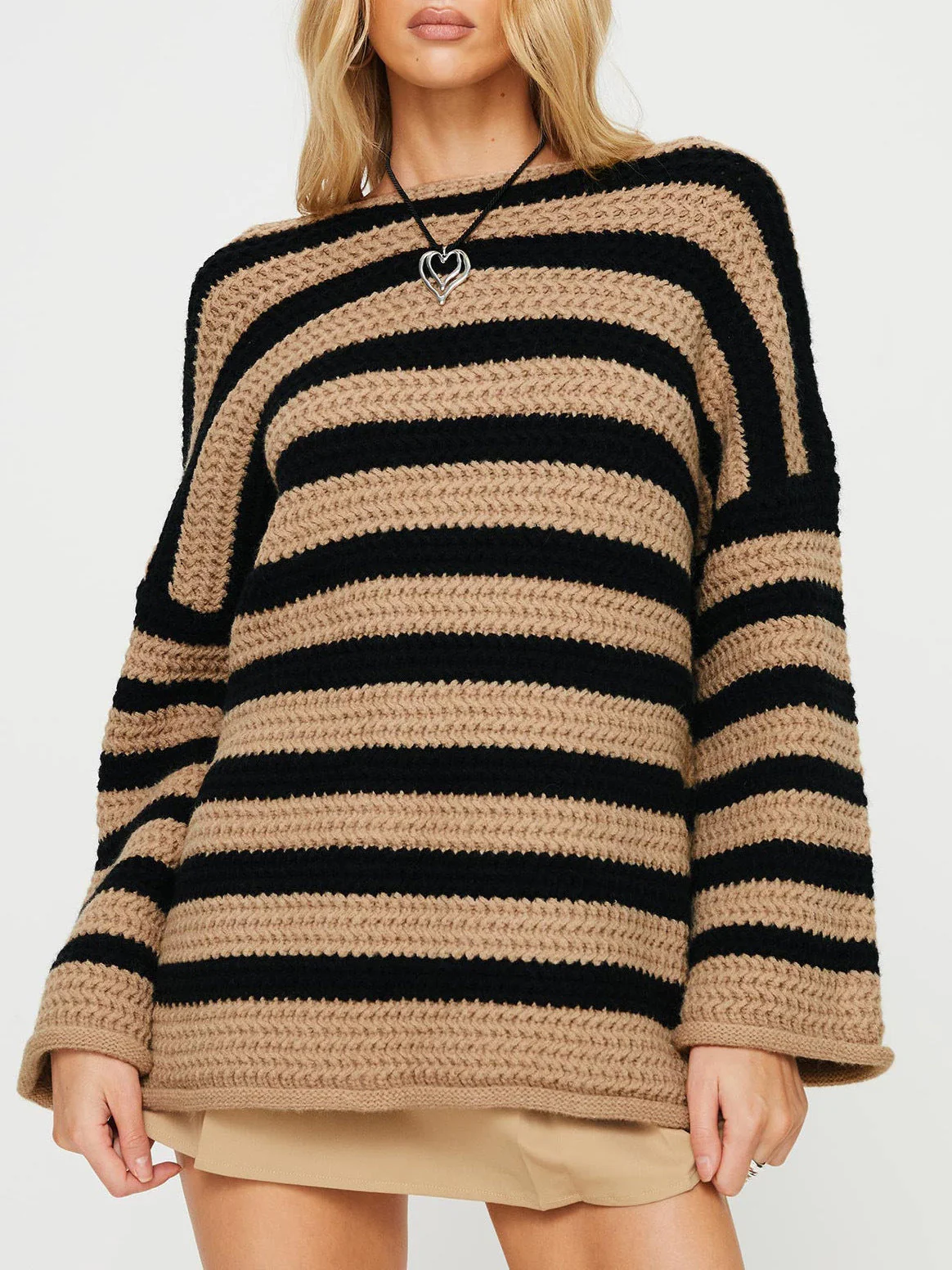 Women's Sweater – Oversized Knit – Soft Fabric – Round Neck – Casual Fit - Image 2