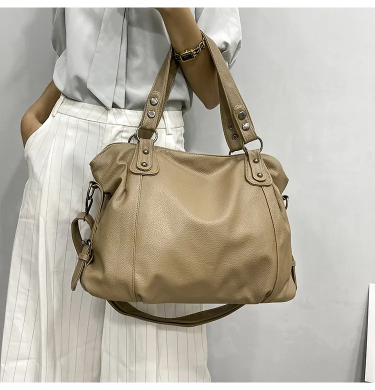 Women's Handbag - Genuine Leather - Spacious Model - Removable Shoulder Strap - Sturdy Handles - Image 9