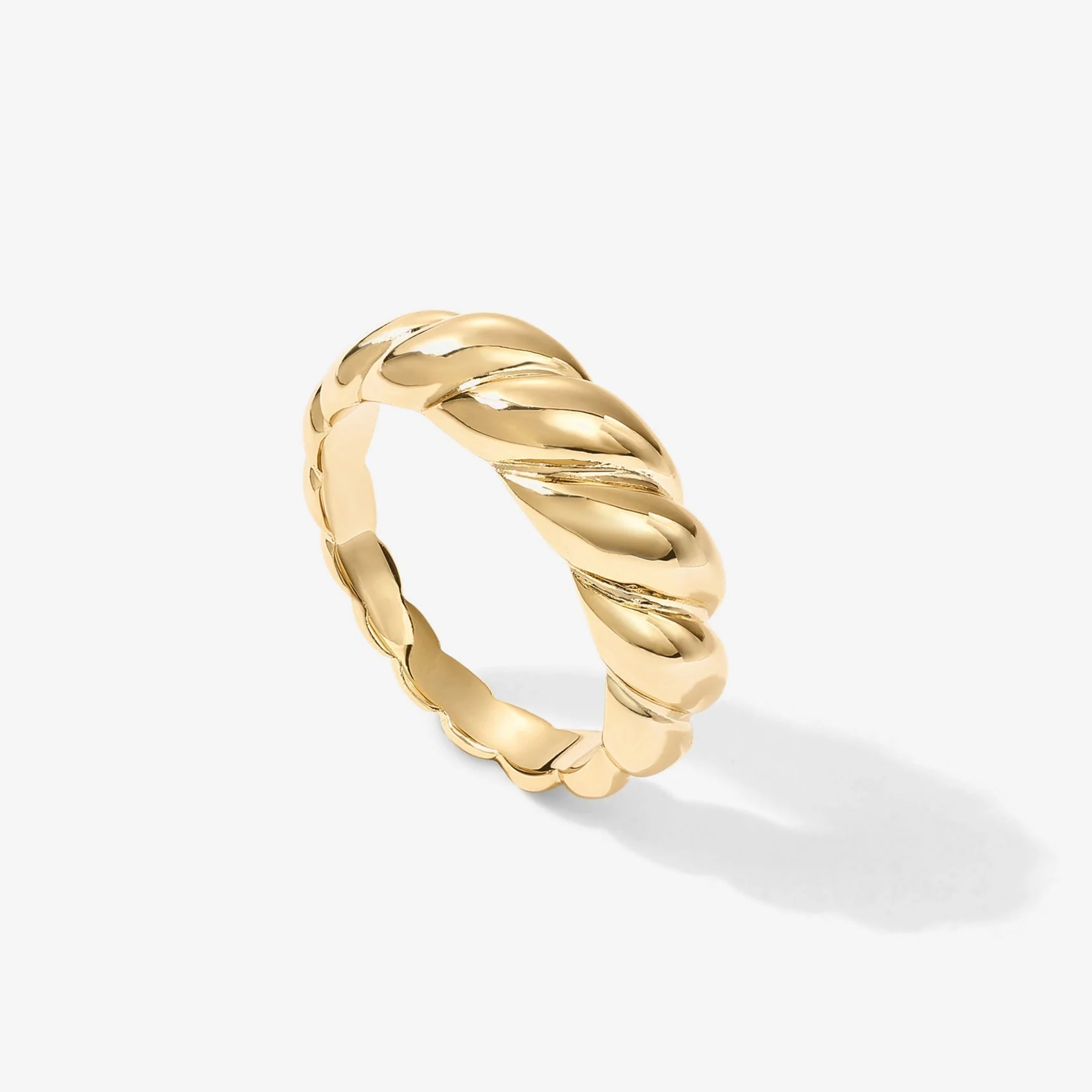 Women's Ring - Twisted Design - Elegant Statement Jewel - Shiny Finish - Image 6
