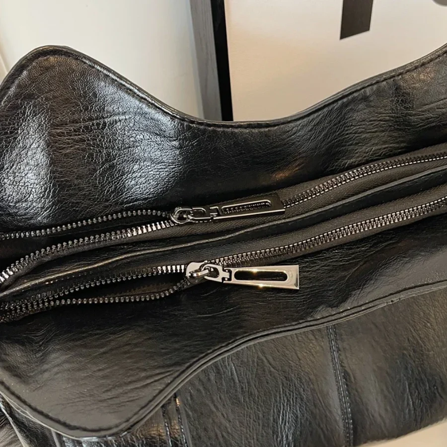 Ladies Handbag – Structured Design – Multiple Compartments – Metal Details – Hand/Shoulder Carryable - Image 11