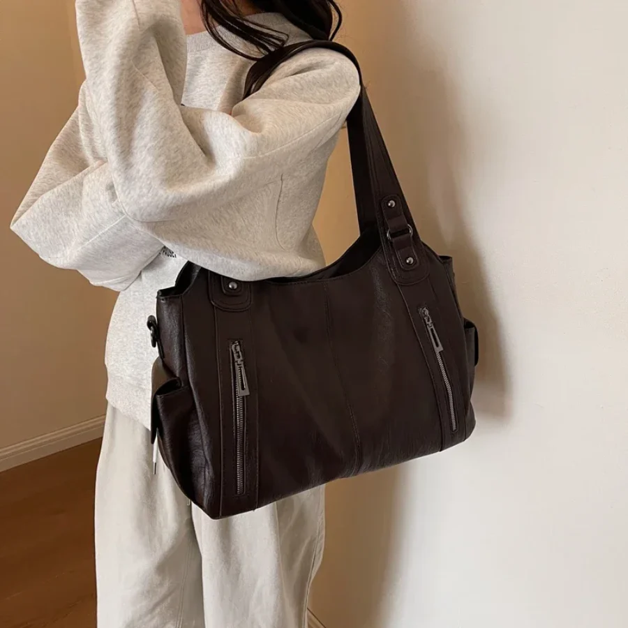 Ladies Handbag – Structured Design – Multiple Compartments – Metal Details – Hand/Shoulder Carryable - Image 16