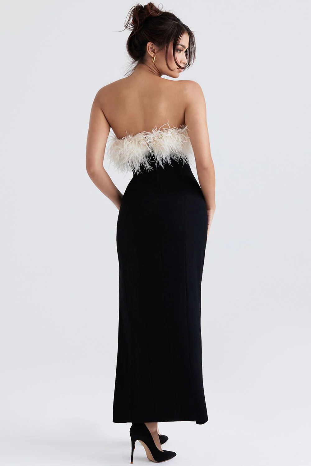 Ladies Evening Dress – Strapless – Luxury Fabric – Figure-hugging – Slit to Thigh - Image 2