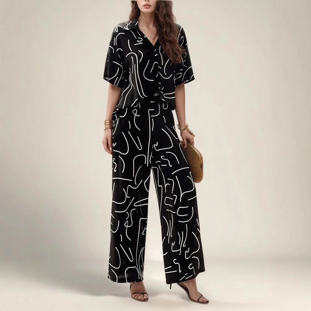 Women's Blouse – Oversized Fit – Cotton – Short Sleeves – Abstract Print - Image 2