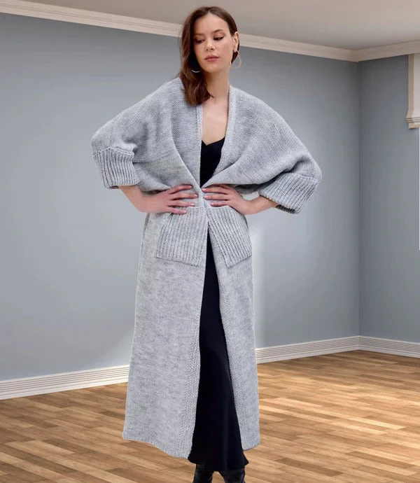 Women's Knitted Jacket – Oversized Fit – Wool Look – V-neck – Open Model With Pockets - Image 4
