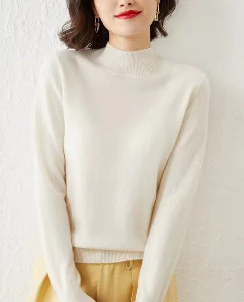 Women's Knitted Sweater – Slim Fit – Mockneck – Ribbed Edges – Light Wool Blend