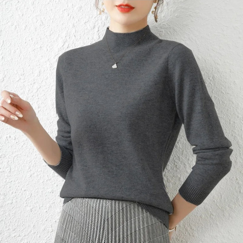 Women's Knitted Sweater – Slim Fit – Mockneck – Ribbed Edges – Light Wool Blend - Image 4