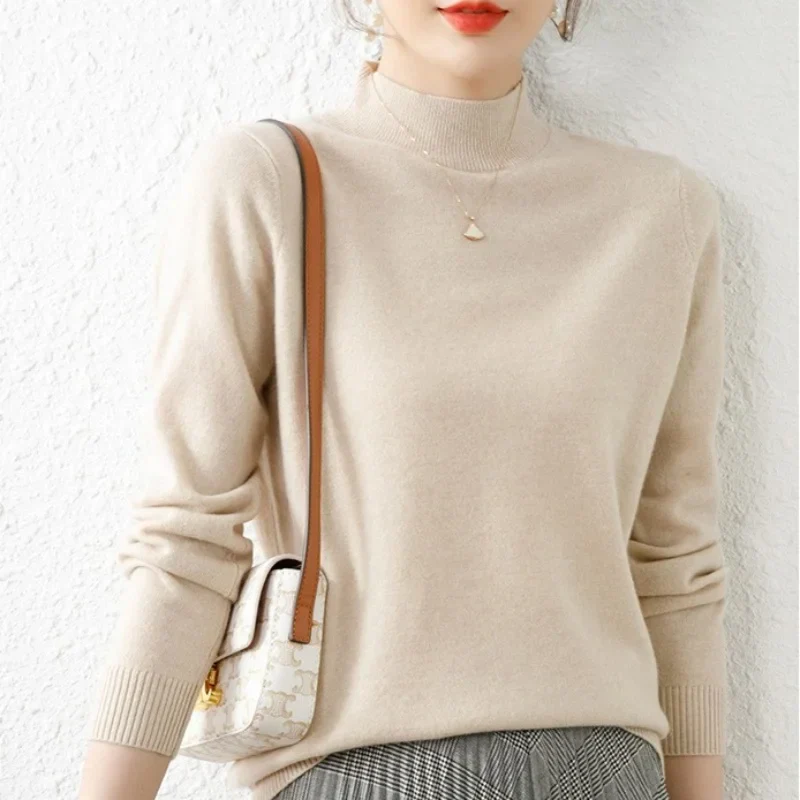 Women's Knitted Sweater – Slim Fit – Mockneck – Ribbed Edges – Light Wool Blend - Image 5