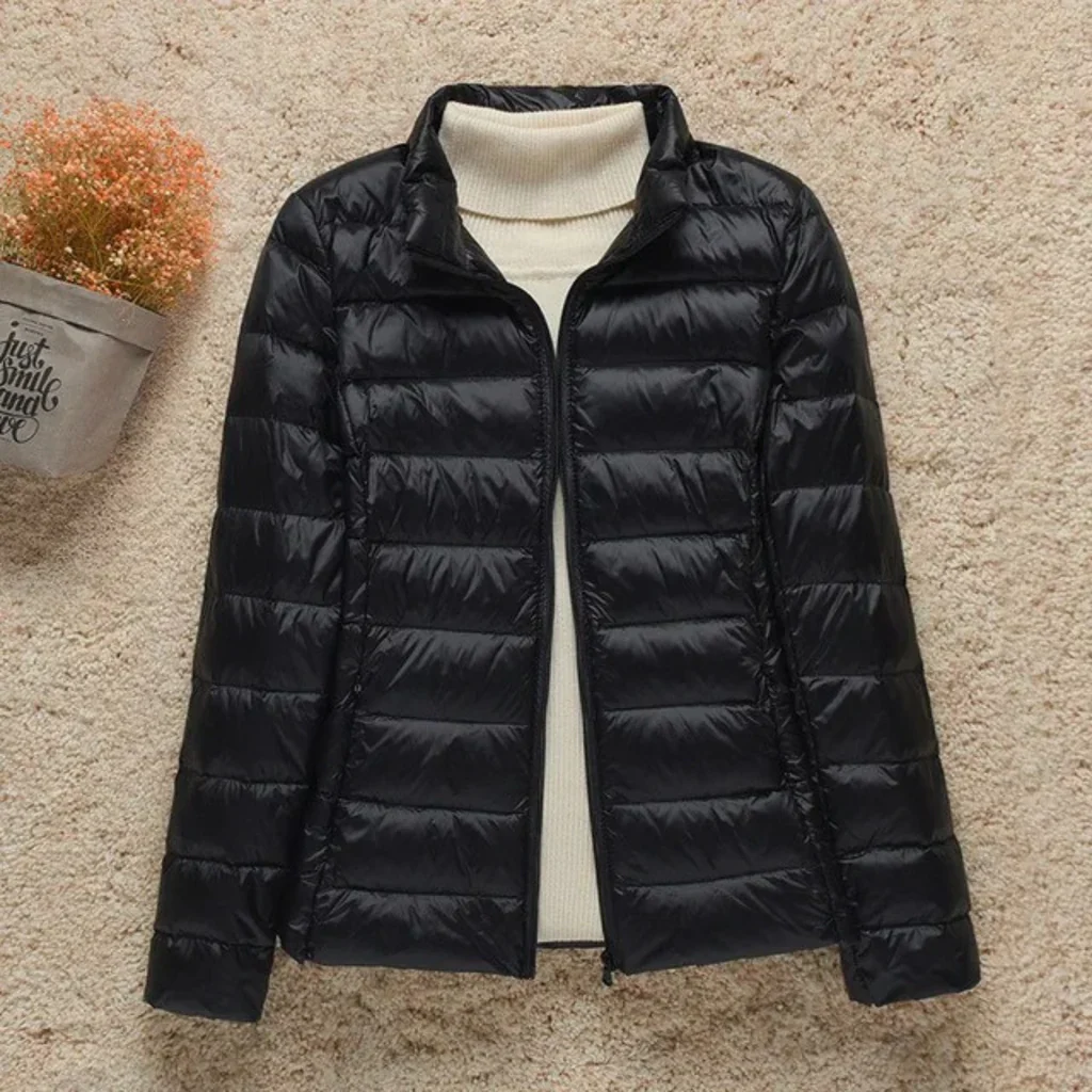Women's Quilted Jacket – Regular Fit – Hip Length – Lightweight Breathable Model - Image 3