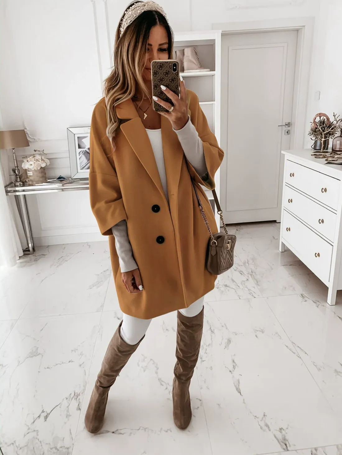 Ladies Coat – Oversized Wool – Three-Quarter Sleeve – Button Closure – Lapel Collar - Image 3