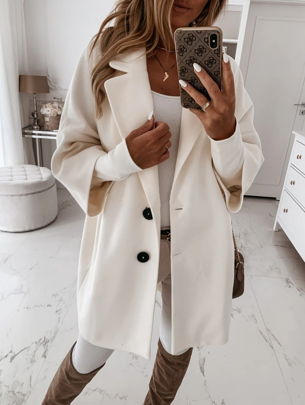 Ladies Coat – Oversized Wool – Three-Quarter Sleeve – Button Closure – Lapel Collar - Image 4