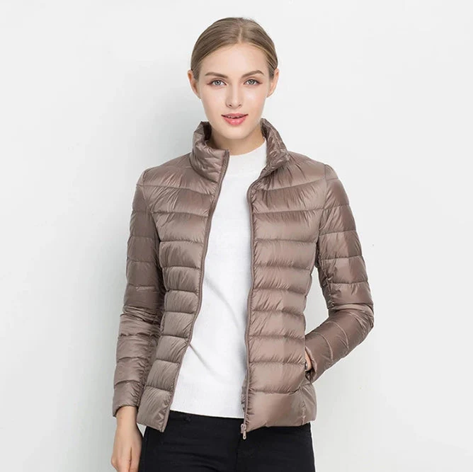 Ladies Jacket – Slim Fit – Lightweight Quilted – Hip-length with Zipper and Collar - Image 5