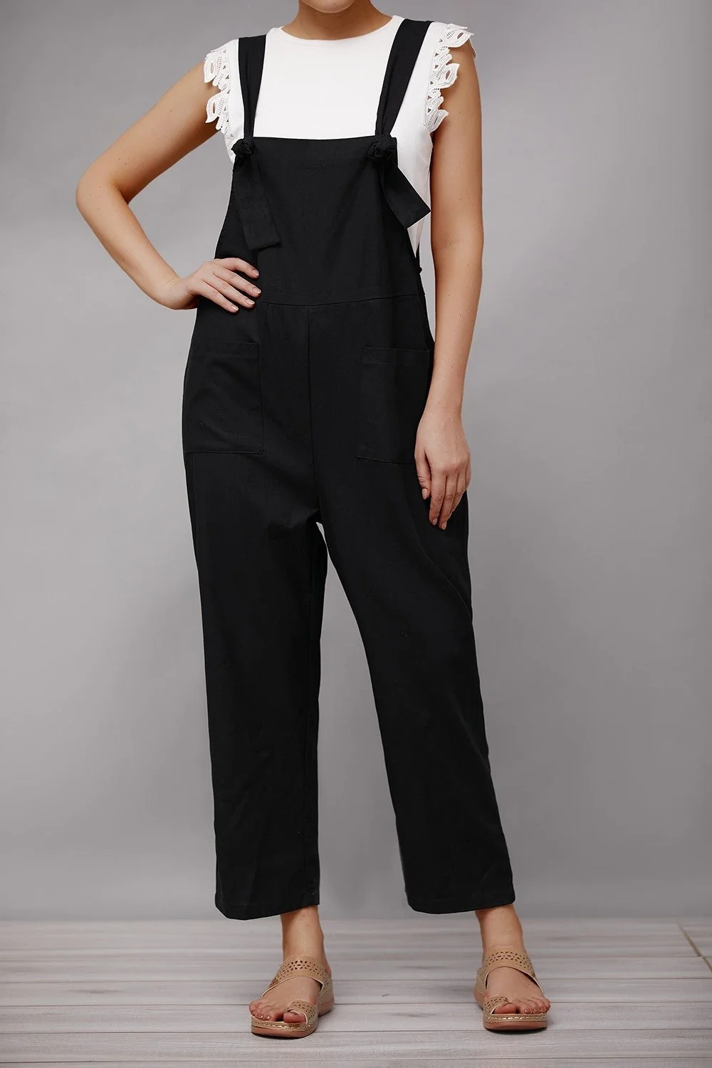 Women's jumpsuit – Relaxed fit – Wide legs – Adjustable straps – With pockets - Image 8