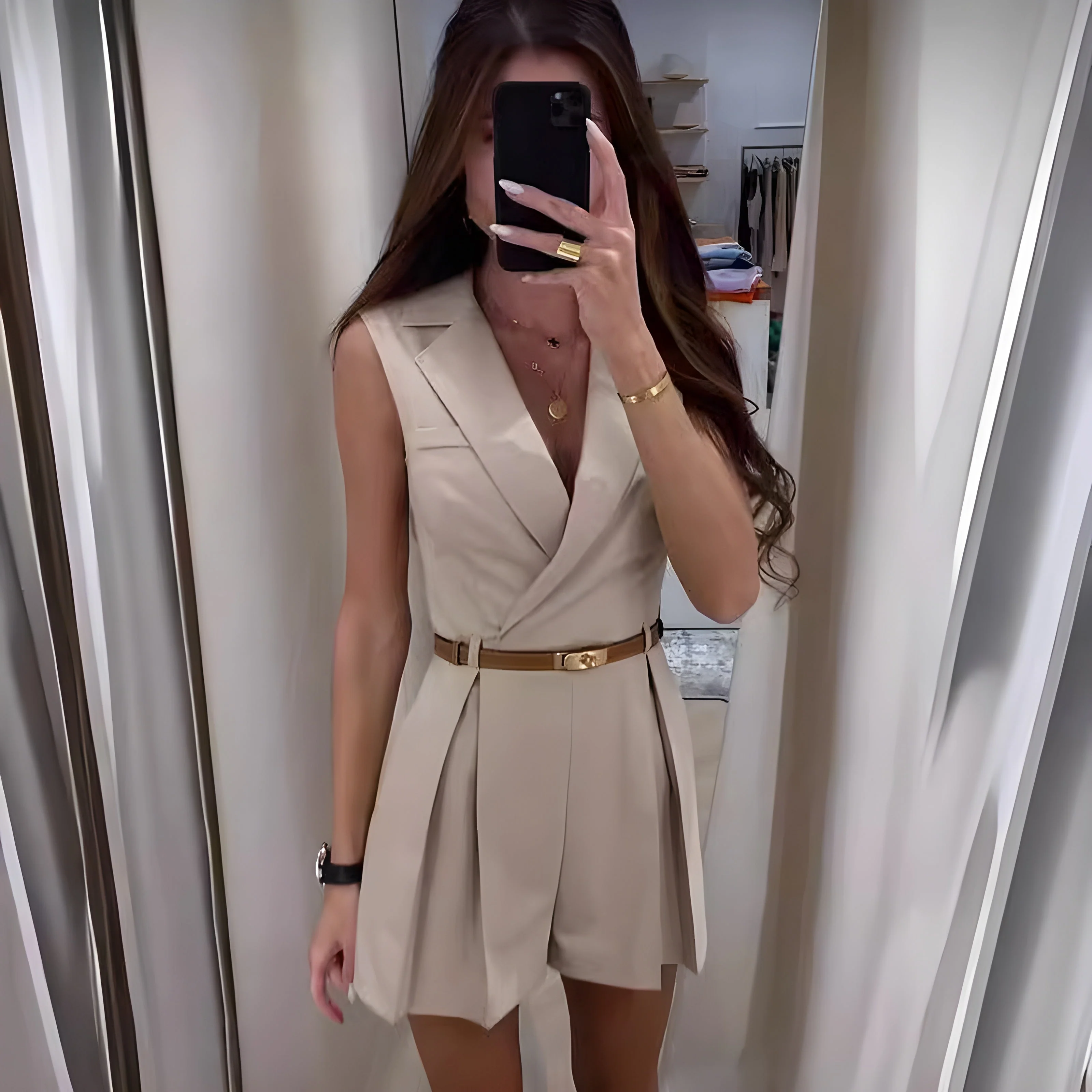 Women's sleeveless jumpsuit – fitted model – deep V-neck – soft fabric – belt - Image 2