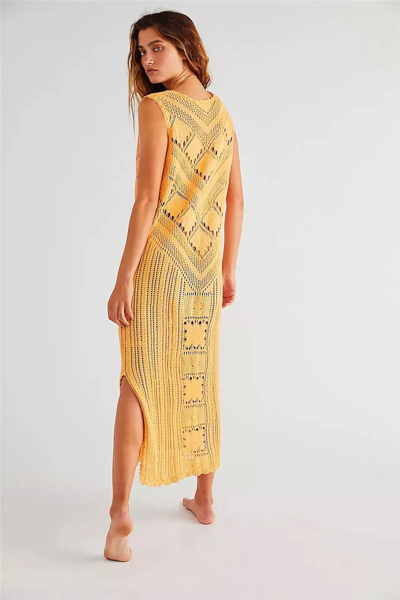 Women's Dress – Relaxed Fit – V-Neck – Geometric Knit – Side Slit – Breathable - Image 2