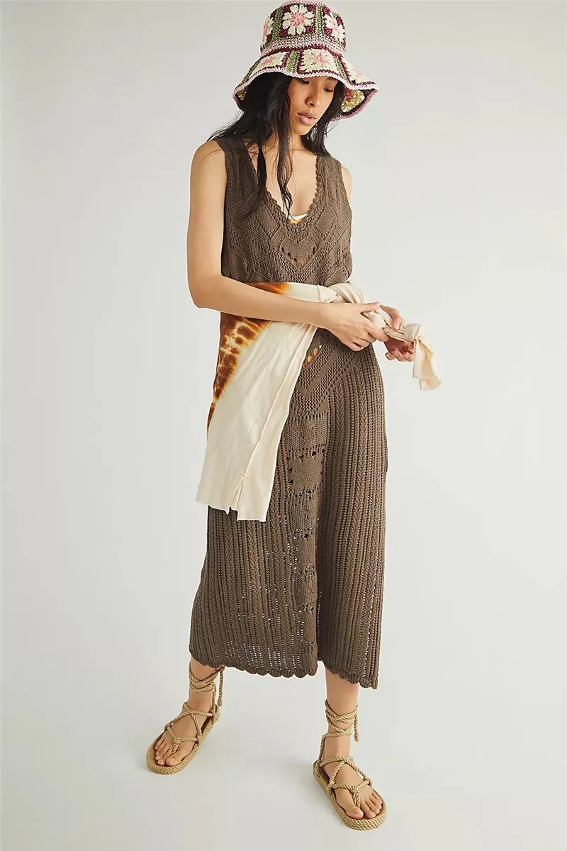 Women's Dress – Relaxed Fit – V-Neck – Geometric Knit – Side Slit – Breathable - Image 5