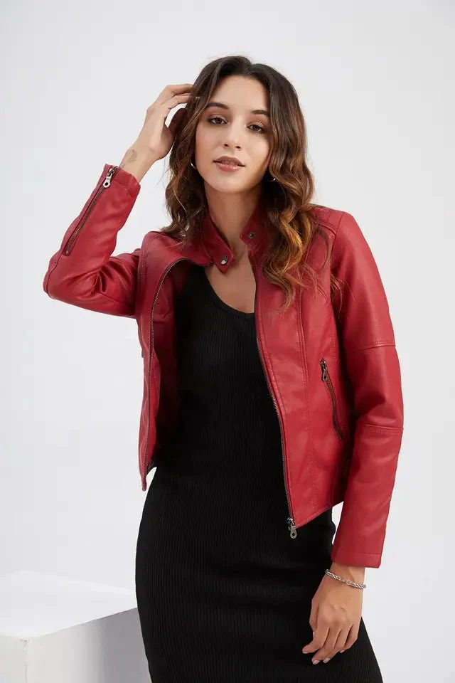 Women's leather jacket – Fitted model – Stand-up collar – Zipped pockets – Long sleeve