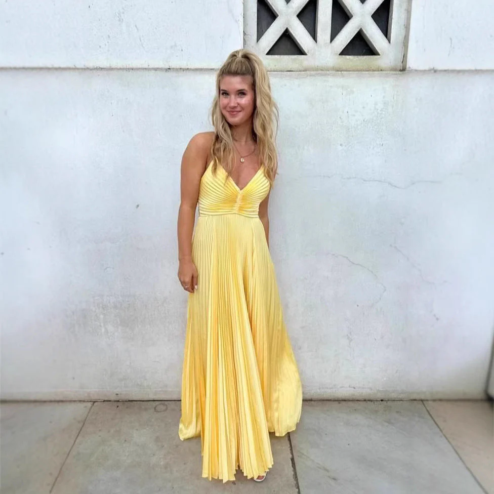Ladies Maxi Dress – Elegant Fit – V-Neck – Spaghetti Straps – Pleated Skirt - Image 2