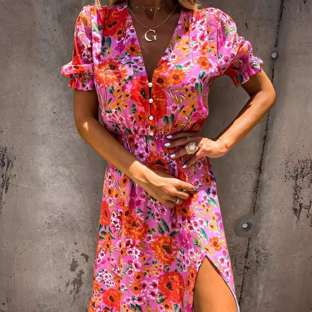 Women's maxi dress – Relaxed fit – High waist – Floral print – V-neck – Side split - Image 2