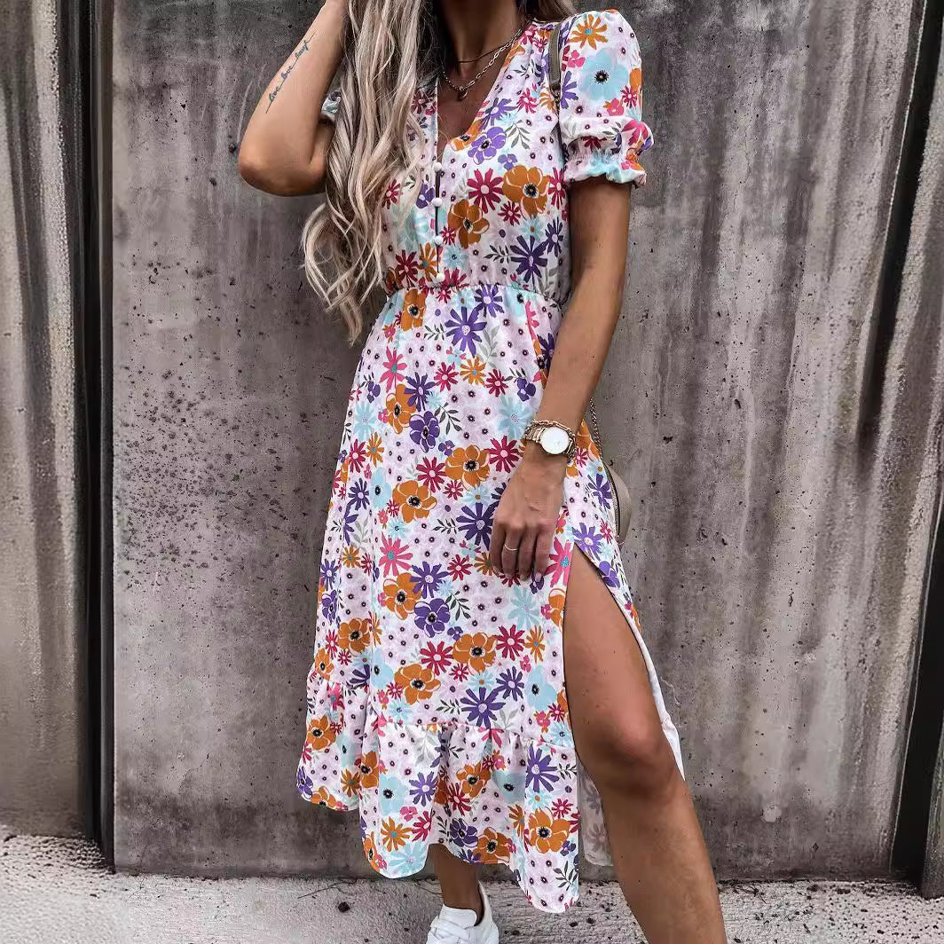 Women's maxi dress – Relaxed fit – High waist – Floral print – V-neck – Side split - Image 3