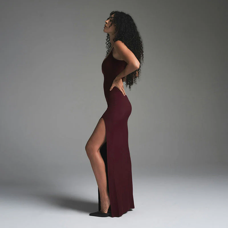 Women's Maxi Dress – Slim Fit – Spaghetti Straps – Scoop Neck – High Slit Backless - Image 2