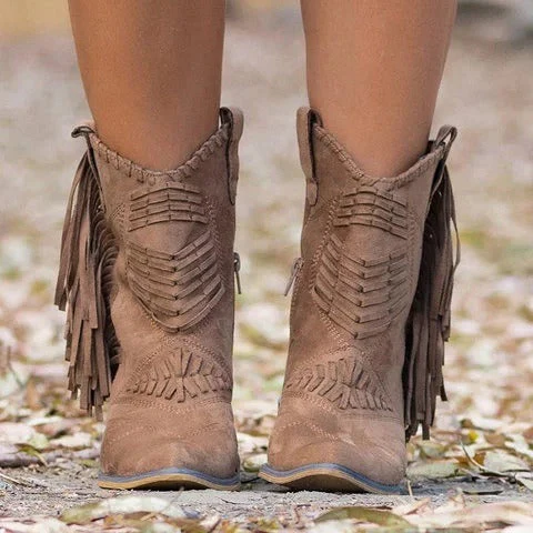 Women's mid-calf boots – faux suede – fringes – embossed pattern – block heel - Image 2