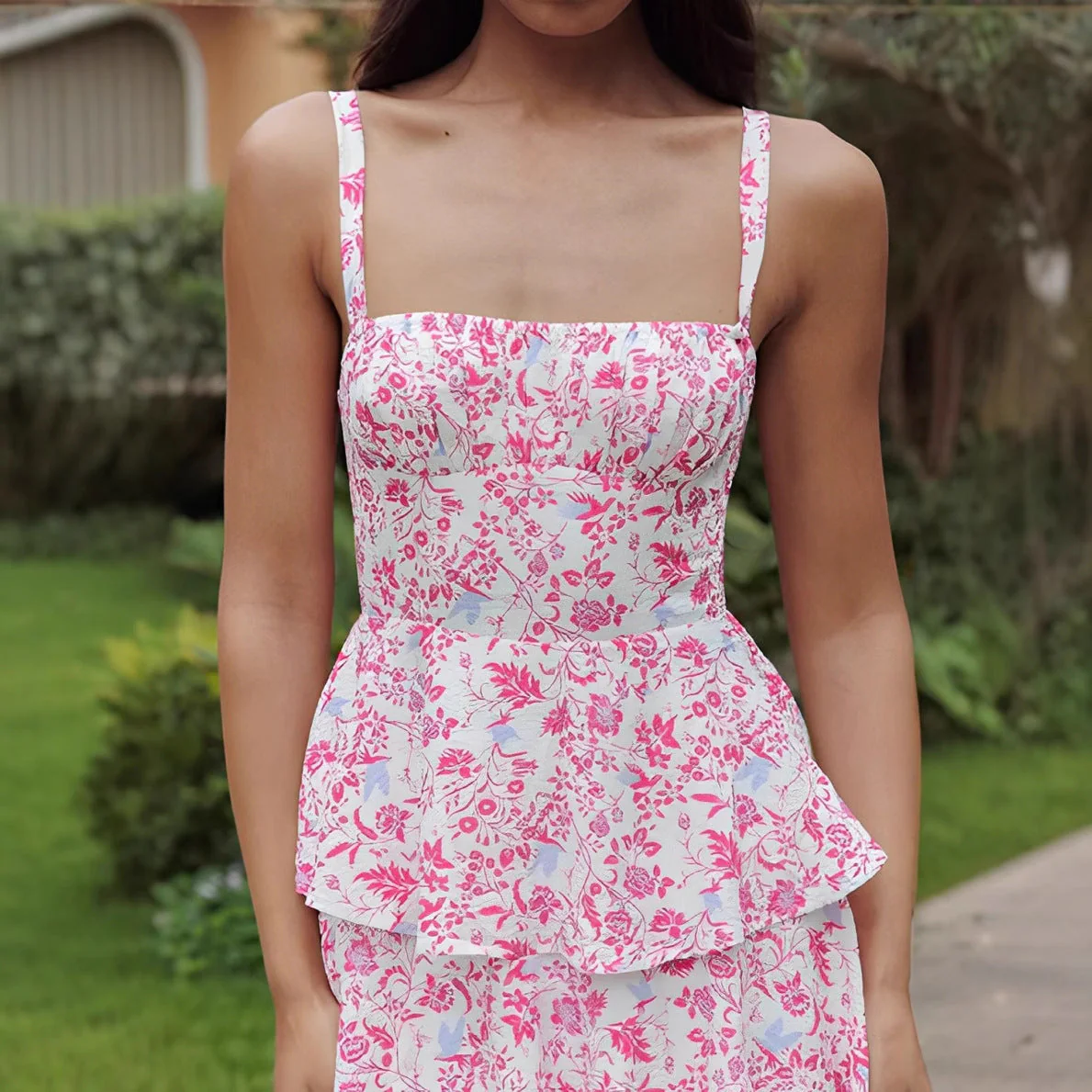Women's midi dress – A-line fit – Floral print – Layered skirt – Sleeveless with straps - Image 4