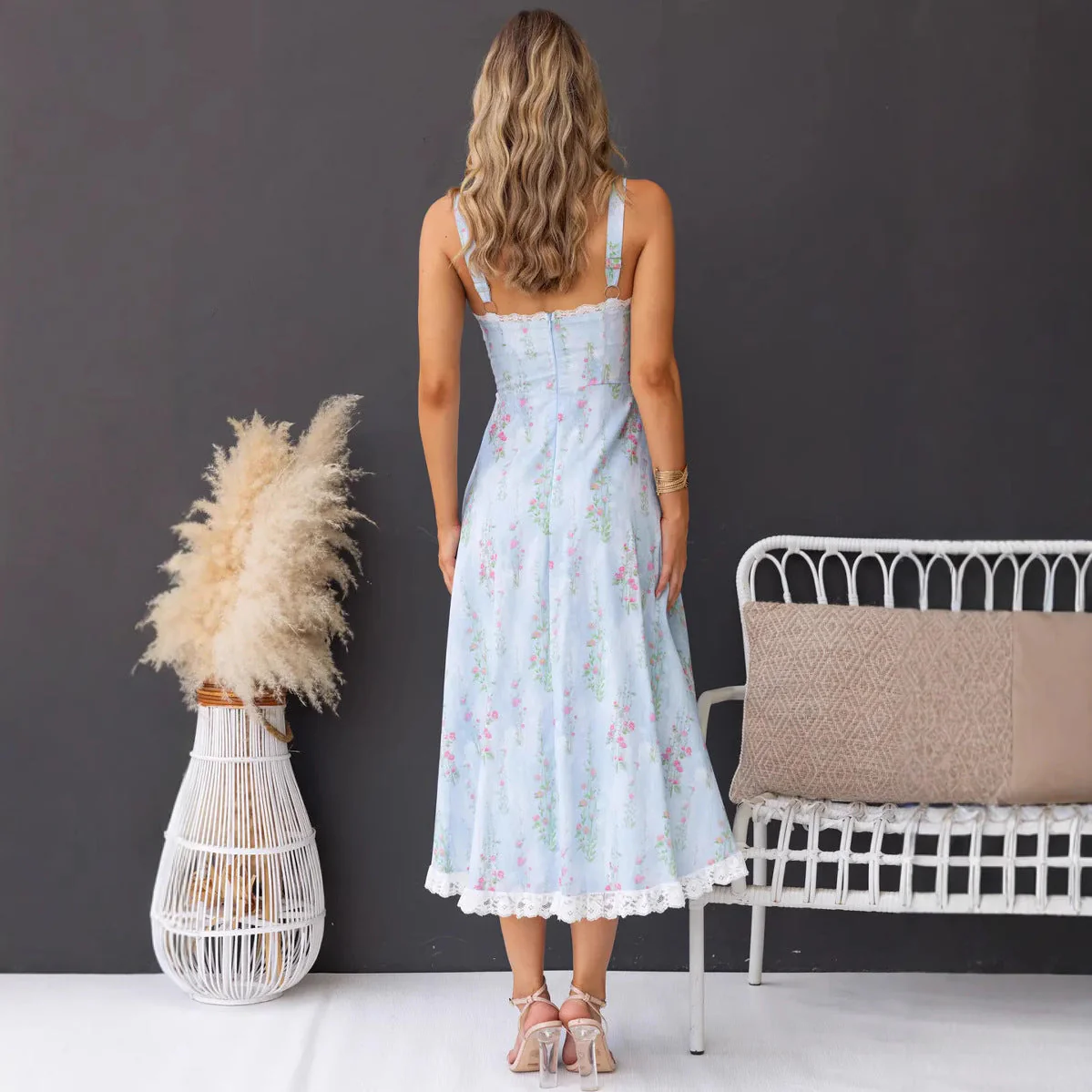 Women's midi dress – A-line fit – Spaghetti straps – Cotton – Floral print with lace - Image 3