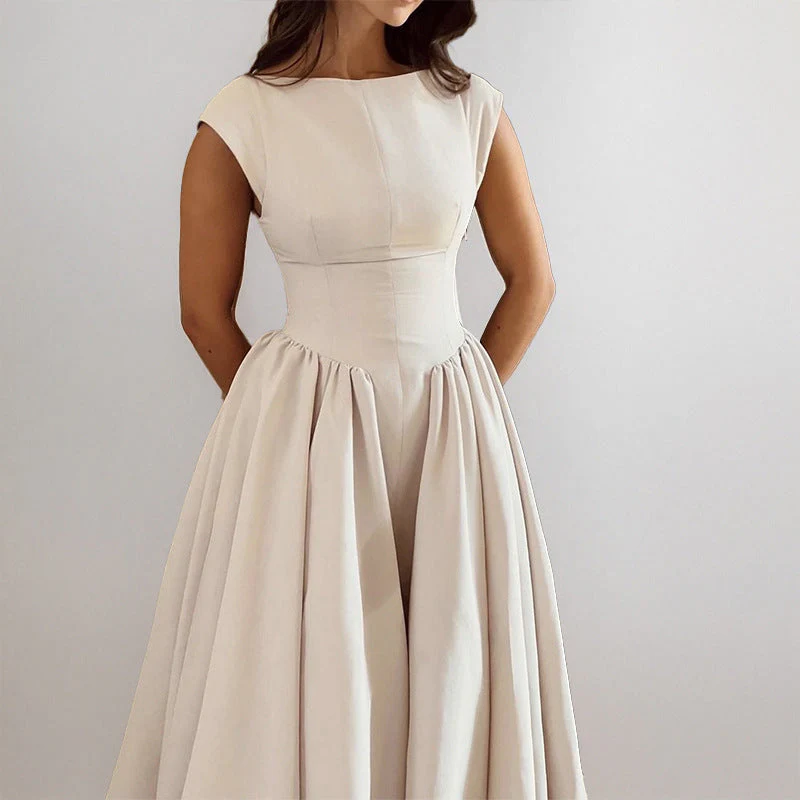 Women's midi dress – A-line silhouette – Fitted – Sleeveless with back detail - Image 3
