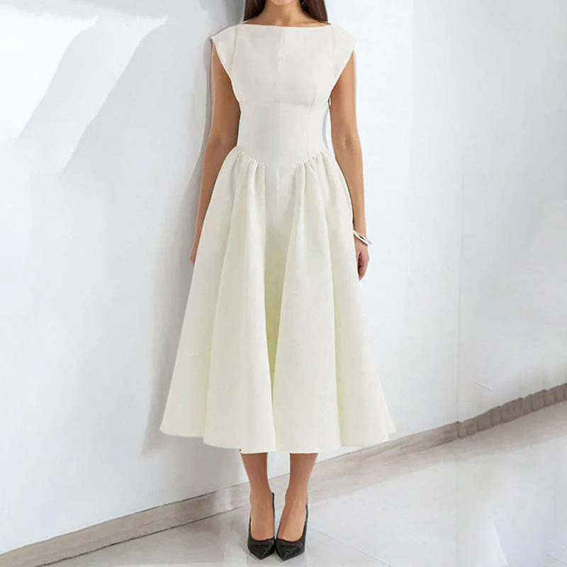 Women's midi dress – A-line silhouette – Fitted – Sleeveless with back detail - Image 7