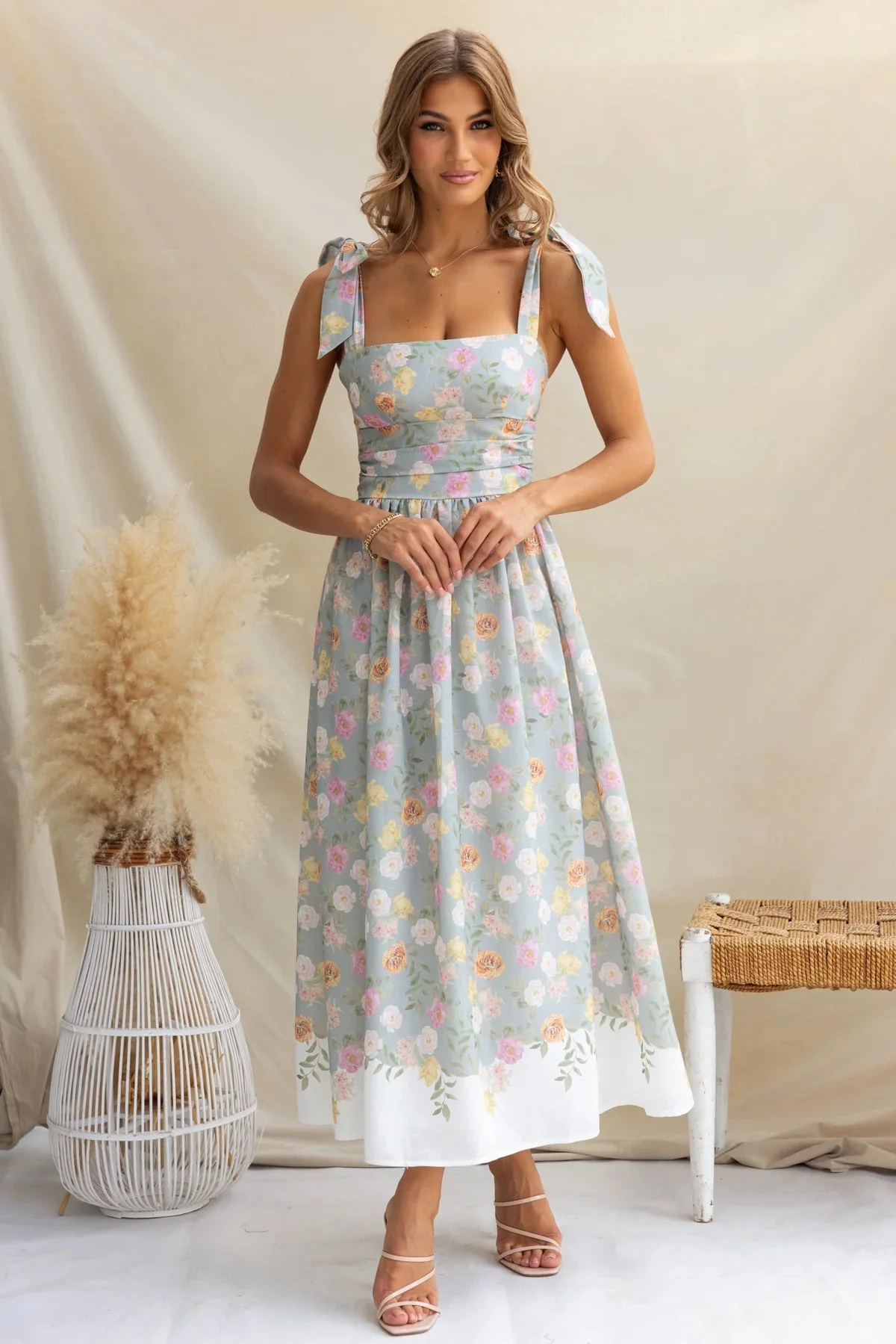 Women's midi dress – Floral print – Fit and flare – Spaghetti straps with bow – Airy fabric - Image 4