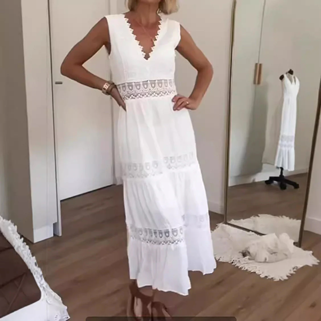 Women's Midi Dress – Elegant Fit – Deep V-Neck – Lace Details – Sleeveless Design - Image 2