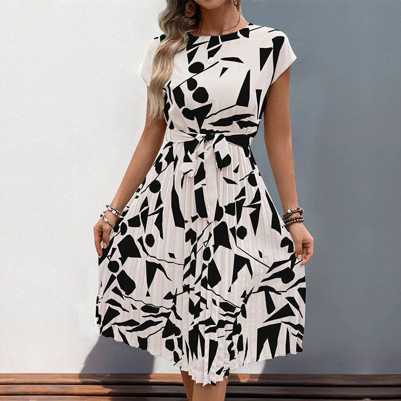 Ladies midi dress – Pleated fit and flare – Geometric print – Short sleeve – With belt - Image 4