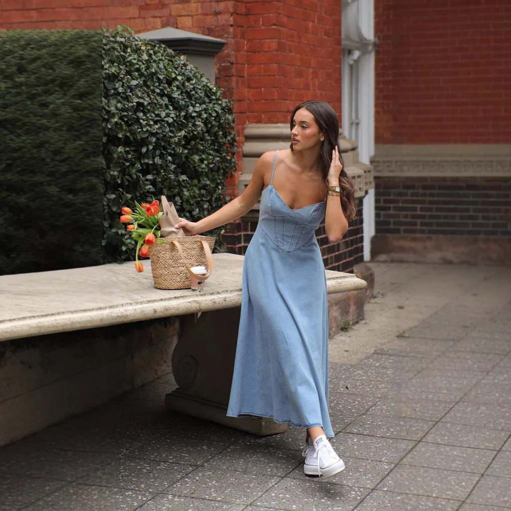 Women's midi-dress – Slim fit – Denim look – Spaghetti straps – Sweetheart neckline - Image 2