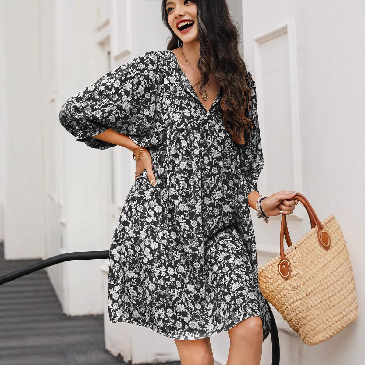 Women's Midi Dress – V-neck – Bohemian Floral Print – Relaxed Fit – Lantern Sleeves - Image 4