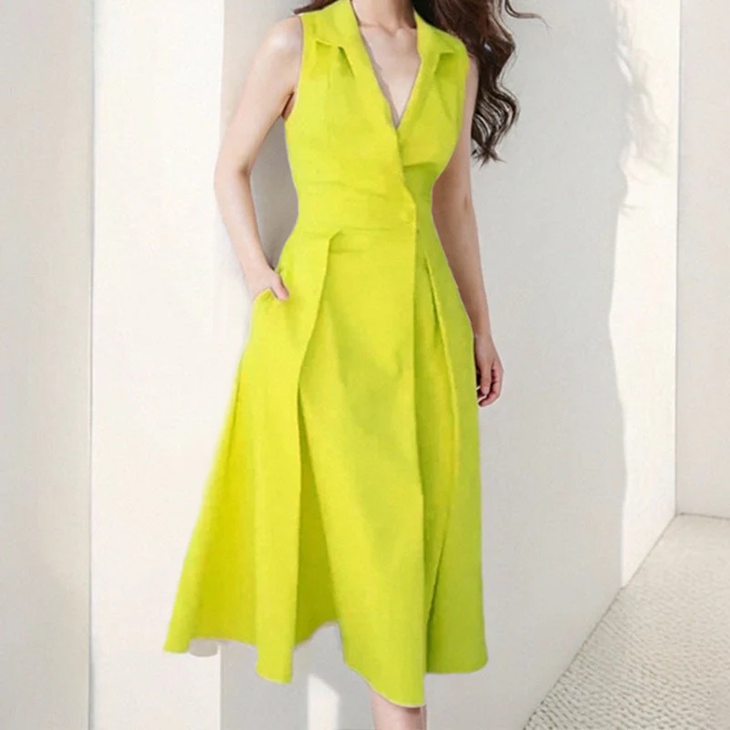 Women's midi dress – V-neck – Fitted bodice – Linen cotton mix – Sleeveless flared model - Image 5